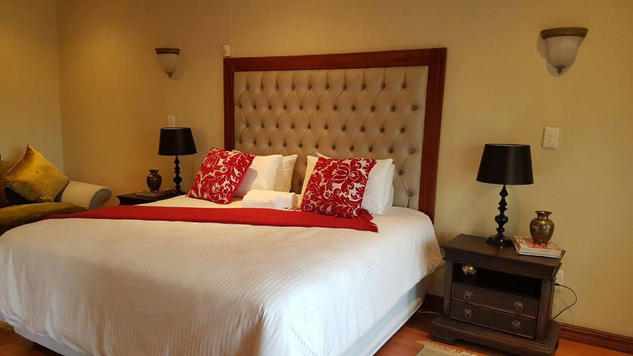 Lily White Guest House Centurion Kültér fotó